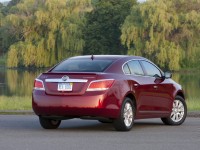 Buick LaCrosse photo